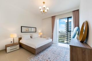 FAM Living - Elegant 2BR with Park & Creek Panorama - 7