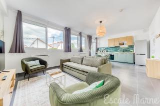 Escale-marne fr - 001 - RDC - Private Terrace - Free Parking - Free Luggage Storage - Metro 8 Eiffel Tower -All equipped - Linen Included - Washing Machine - Dish Washer - Luxury Mattress 160X200 - Panoramic View - From 1 to 4 guests - Maisons-Alfort - 9