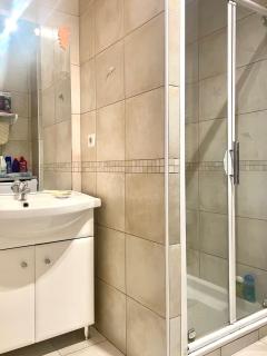 T3 à 100m commerces et plages - 2