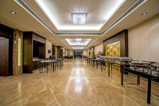 Holiday Inn Amritsar Ranjit Avenue by IHG - 5