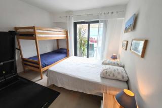 Apartment with terrace close to the beach - 2
