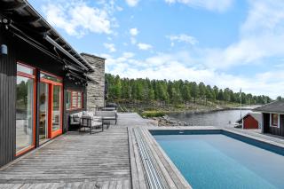 Cottage by the Sea - 8