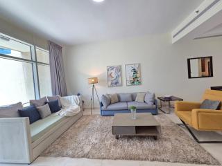 Vacay Lettings -Large 1 bed at bay square business bay - 2