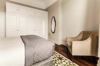 Bright and beautiful apartment - 1