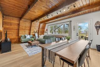 Cozy Mtn Cabin - Epic Views - Hot Tub - Fire Pit - Midway - 3