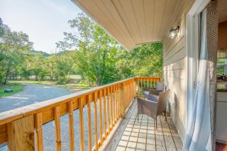 Star Gazer Farm Glamping Tiny House - Newport - 5