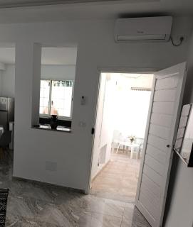 A charming bright house - 8