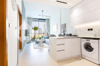 Bloomfields Modern 1Br Binghatti Onyx - 5
