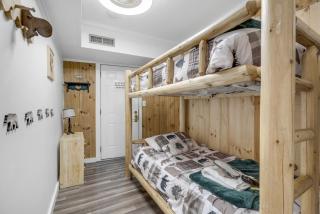 Rustic Lakehouse - Firepit & Funhouse - 3