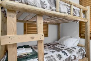 The Gamehouse - Lake Access Nearby - 3