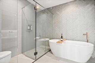 Luxury VIP 4-Bedroom Townhouse in Port Melbourne - Melbourne - 5