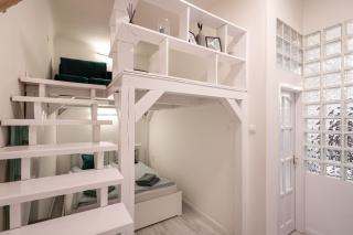 KL31 - Urban Escape - Prime Location - Klauzál Square by BQA - 7