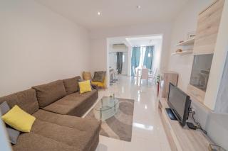 Seashells 1 min to seafront & Sliema - 1