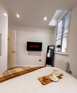 Cosy 2 Bed Retreat with FREE Secure Parking - Nottingham - 5