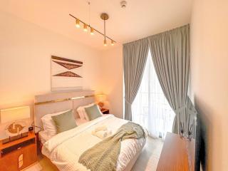 2 Bed, Private Pool, Big Terrace, Solysian Stay - 2