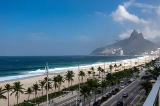 ADV005 Huge penthouse for 8 on Ipanema beach - 0