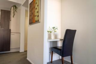 Riverfront Bridge View CBD Heart FREE Parking 2BED - 5