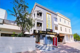 Hotel O Moonlight - 0