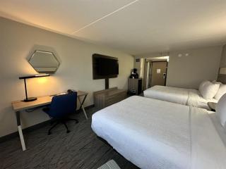 Best Western Plus Downtown Tacoma - 3