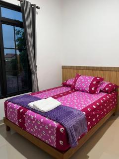Majid's Homestay Solo - Kartosuro - 9