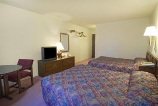 Americas Best Value Inn Laramie - Laramie - 1