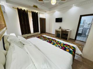 Lola Anti Boutique - Bukhara - 8
