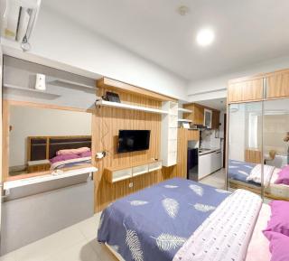 Tmansari Mahogany Apartement By Cozy - Karawang - 7
