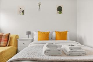 Spacious 3BR Flat in East London,7min to Tube - London - 5