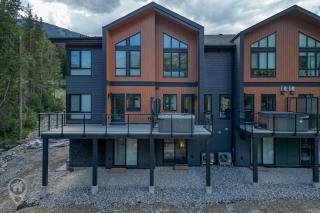 Nordix Townhomes by StayIn - 5