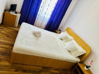 VILA Naty Costinesti - 3
