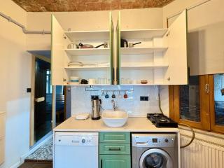 HighCeiling Central Cozy Apartment with 3 BR Sauna - 7