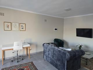 Peach tree cottage - Johannesburg - 1