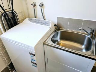 Blenny Park Guesthouse - 1