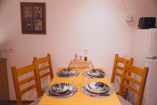 studio chic redécoré avec soin, idéal couples familles ou entre amis,parfait pour cure thermale ou séjour ski, wifi 180 chaines tv parking couvert - Brides-les-Bains - 5