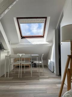 Saint Paul, rue Pavee, studio - ID 1050 - 9