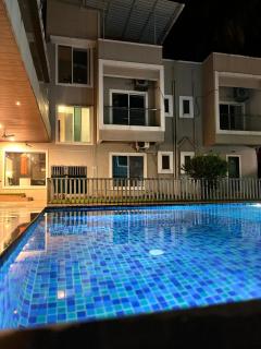 Fortune Resort by Cayana Stays - 0