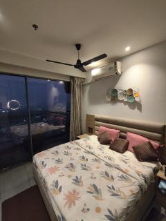 Cloud stays 36th floor - Noida - 2