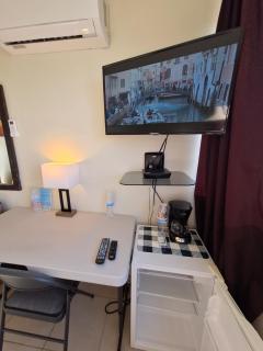 #33 Bungalow Seaside Hotel & Victors RV Park - 5