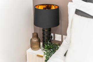 Luxury 2 Bed Terraced Apartment In Slough - 8