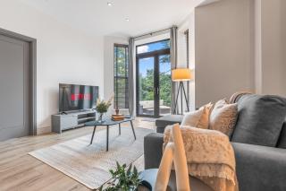 Luxury 2 Bed Terraced Apartment In Slough - Slough - 0