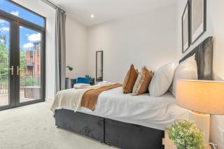 Luxury 2 Bed Terraced Apartment In Slough - Slough - 1