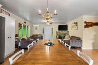 Fawn Hollow Retreat, King bed, game room, BBQ - - 3