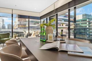 Docklands Apartment Escape - 9
