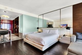 35th Floor luxury unit with panoramic Strip views - 1