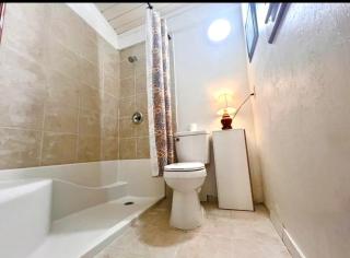 Pet-Friendly Studio with Kitchenette, Parking - 0