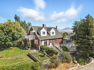 Boutique Estate - Vintage Vibe - Fam Fun - Firepit - 8