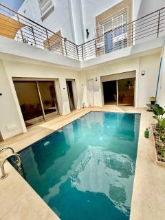 Family villa with a pool - 5