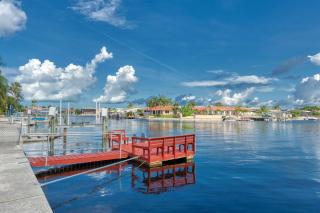 Waterfront Gulf Getaway - 2