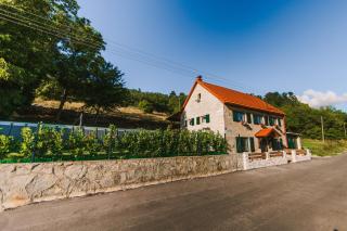 Kuća s osmijehom - Livno - 9