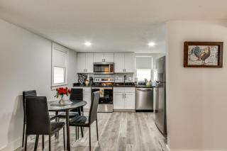 2 Mi to USC Campus Peaceful Apartment with Yard - 9